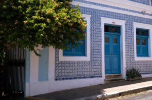 Facade couverte d'azulejos